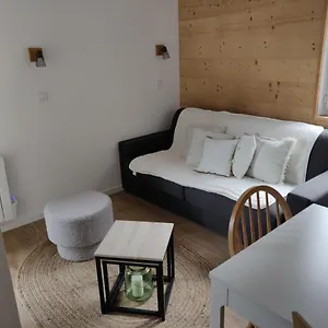 appartement-neuf-4-6-pers-aux-pieds-des-pistes.midi-pyreneeshotels.com/