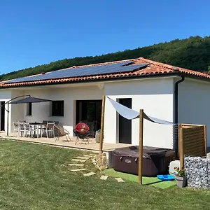 villa-de-2021-au-coeur-des-pyrenees-avec-jacuzzi.midi-pyreneeshotels.com/